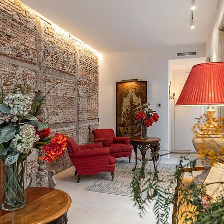 Queens House Chueca Madrid Buitenkant foto